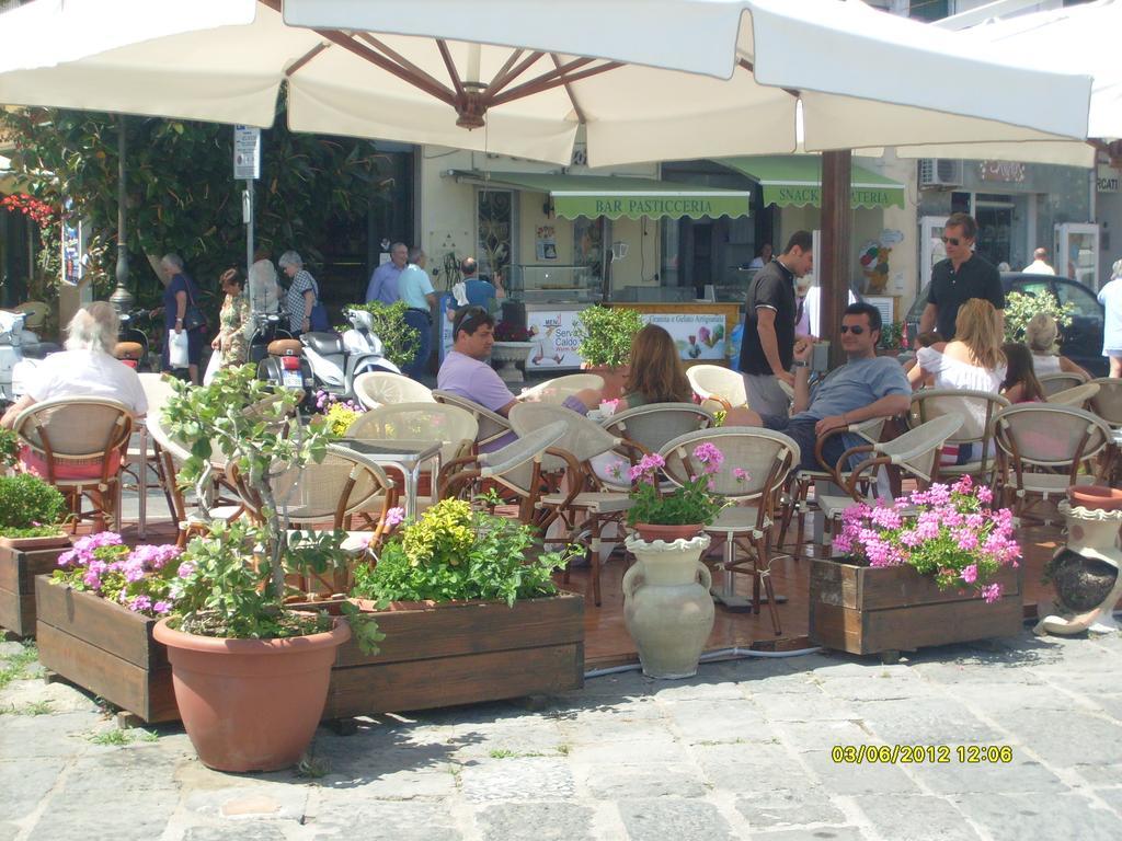 B&B Celestina Ischia 拉科阿梅诺 外观 照片