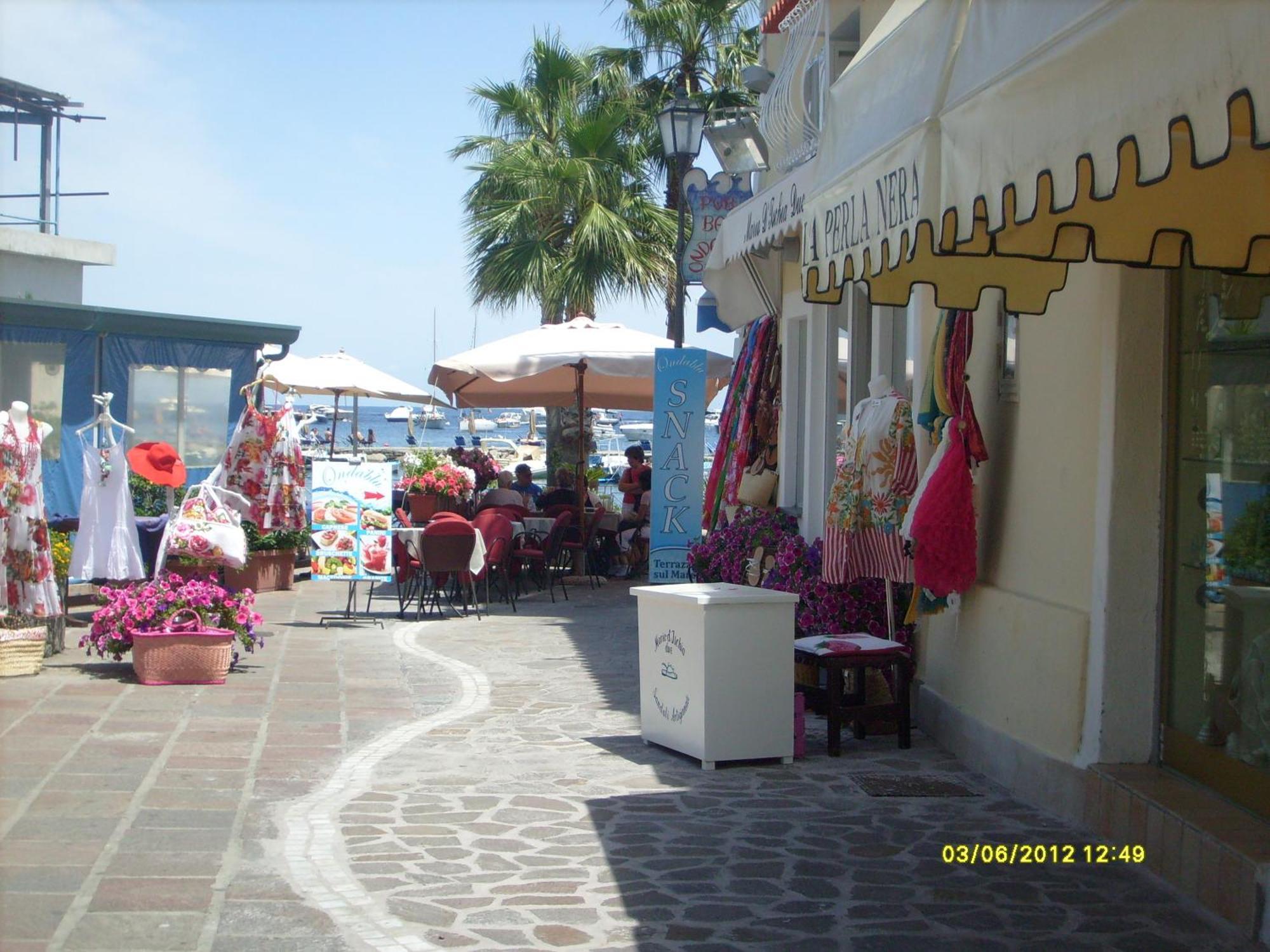 B&B Celestina Ischia 拉科阿梅诺 外观 照片