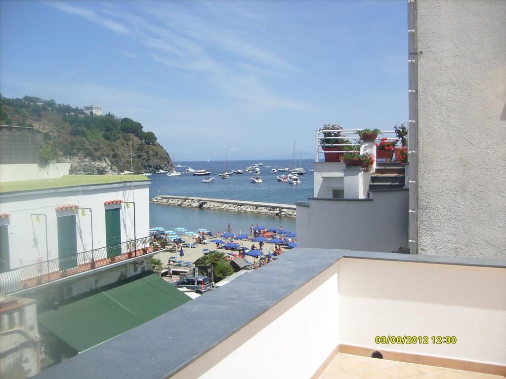 B&B Celestina Ischia 拉科阿梅诺 外观 照片